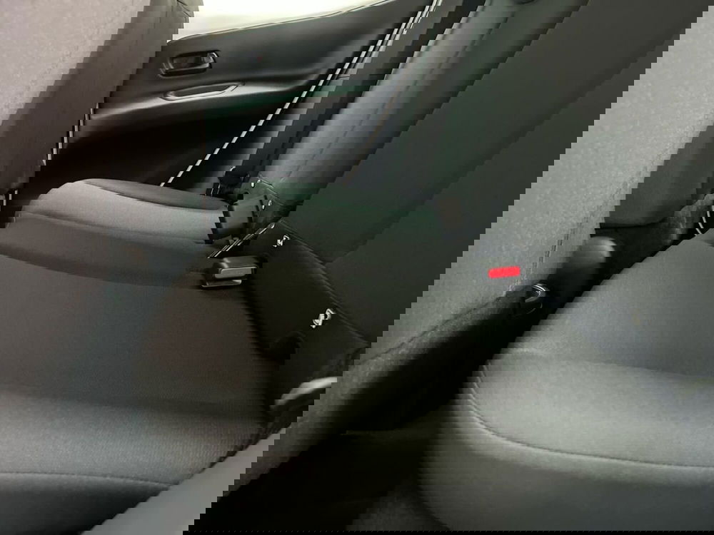 Toyota Aygo X nuova a Roma (14)