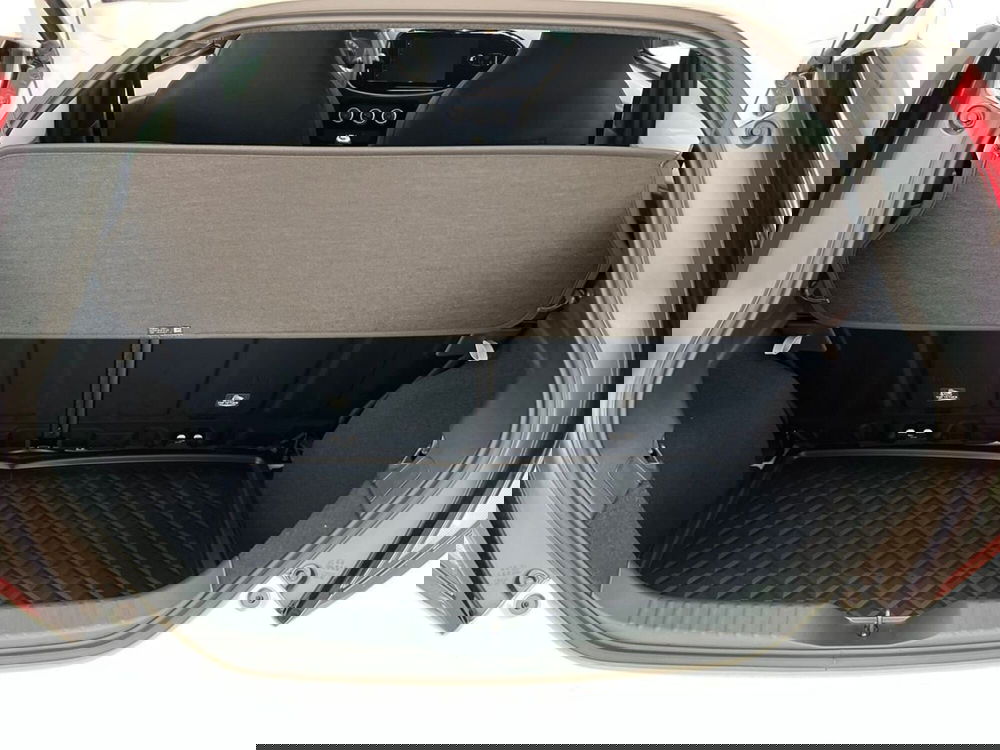 Toyota Aygo X nuova a Roma (9)