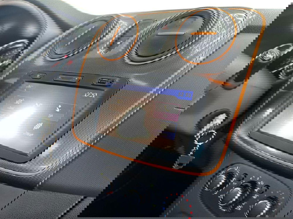 Dacia Sandero usata a Roma (14)