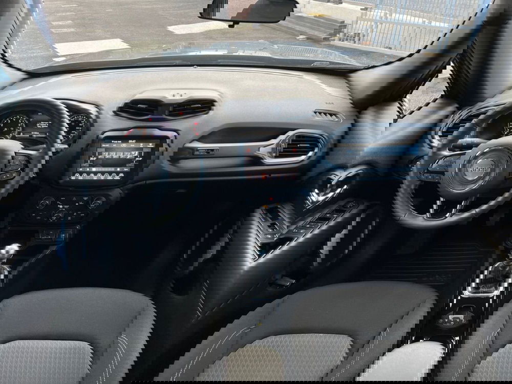 Jeep Renegade usata a Roma (12)