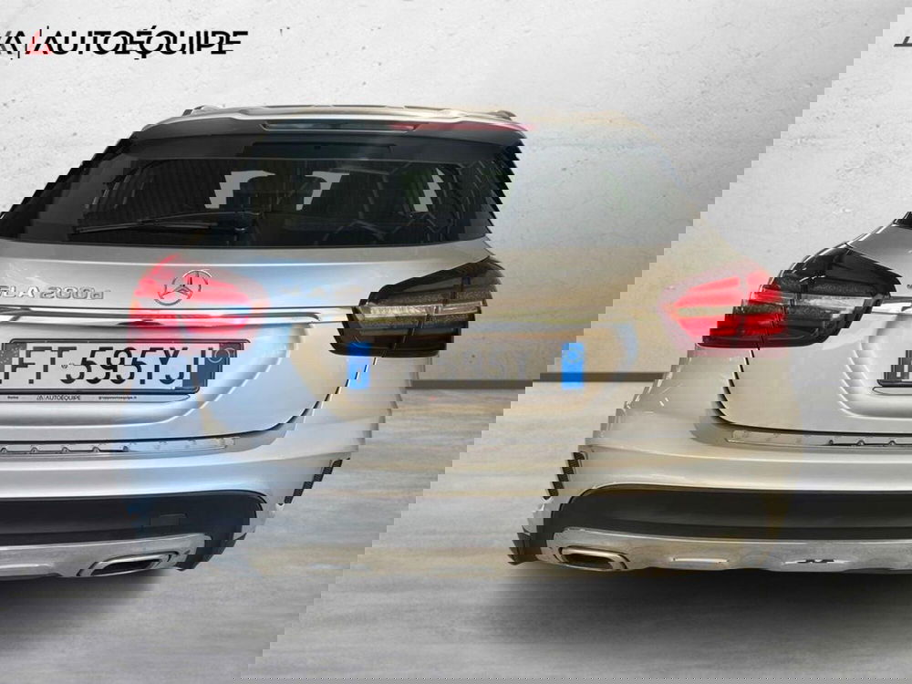 Mercedes-Benz GLA SUV usata a Roma (4)
