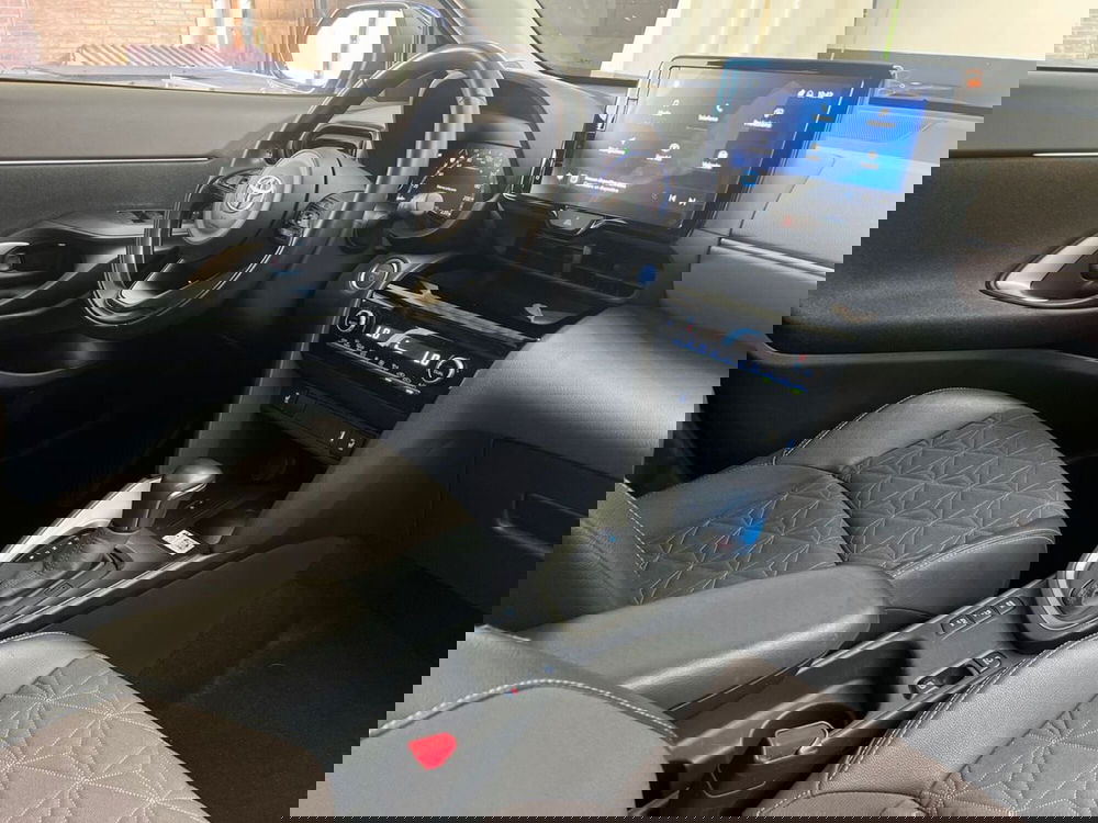 Toyota Yaris Cross usata a Roma (10)