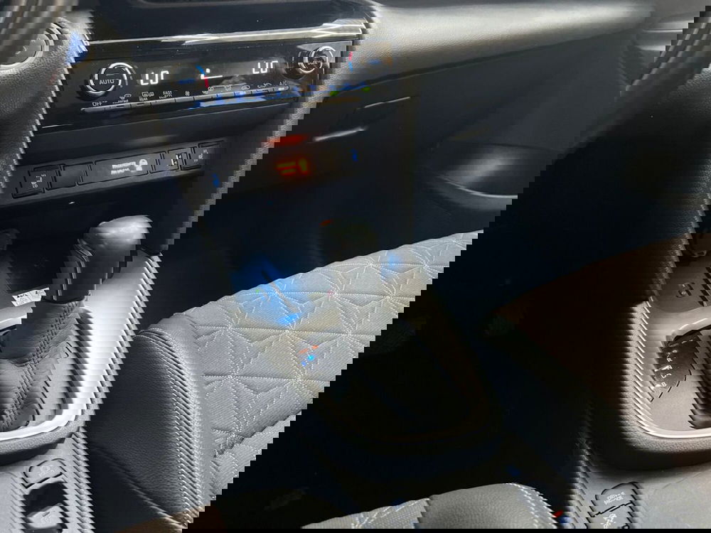 Toyota Yaris Cross usata a Roma (8)