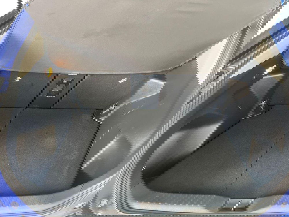 Toyota Yaris Cross usata a Roma (9)