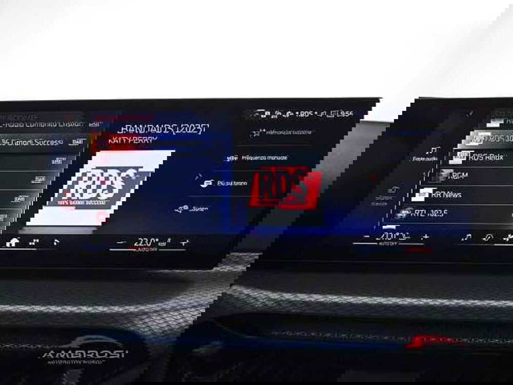 BMW i4 usata a Perugia (15)