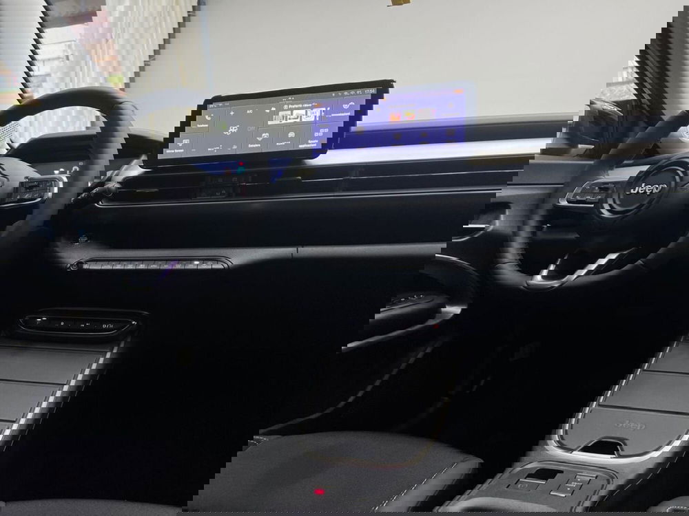 Jeep Avenger usata a Roma (10)