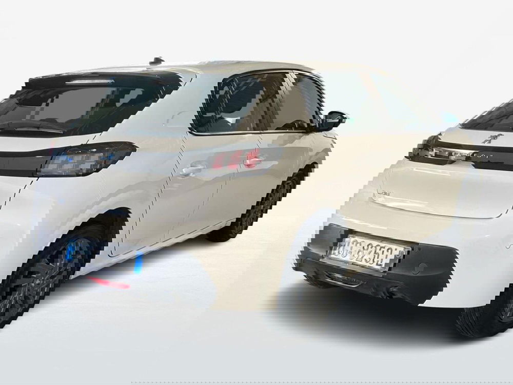 Peugeot 208 usata a Roma (2)