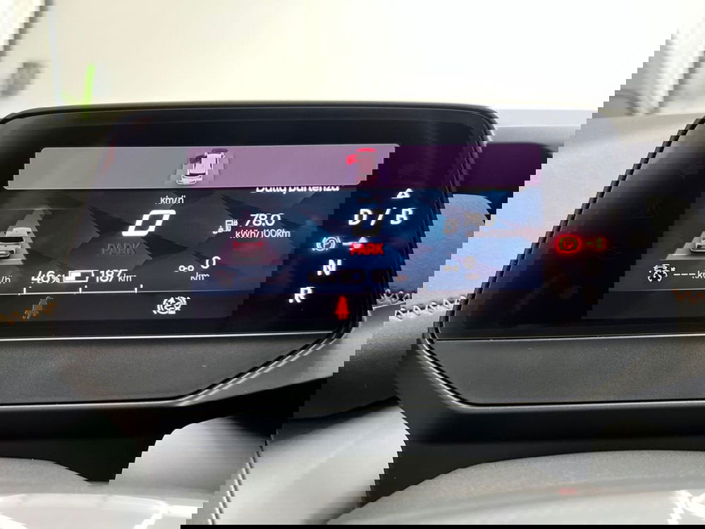 Cupra Born usata a Roma (11)