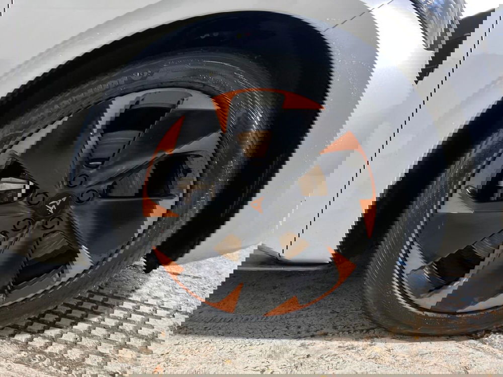 Cupra Born usata a Roma (18)