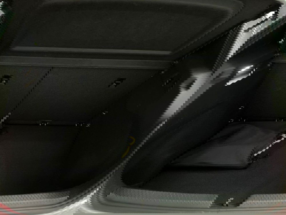 Cupra Born usata a Roma (9)