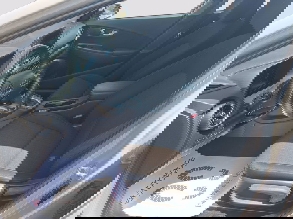 Hyundai Kona usata a Roma (10)