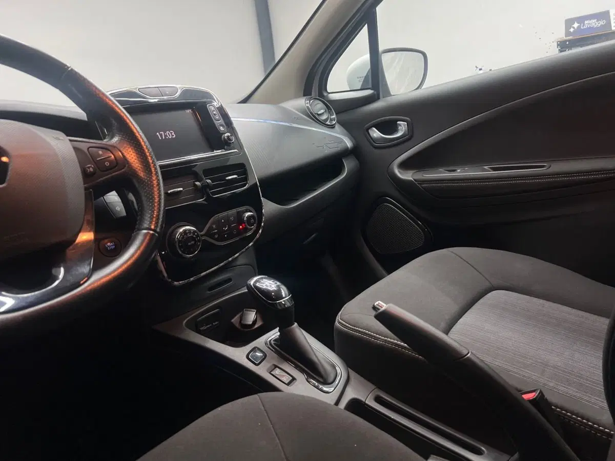 Renault Zoe usata a Roma (13)