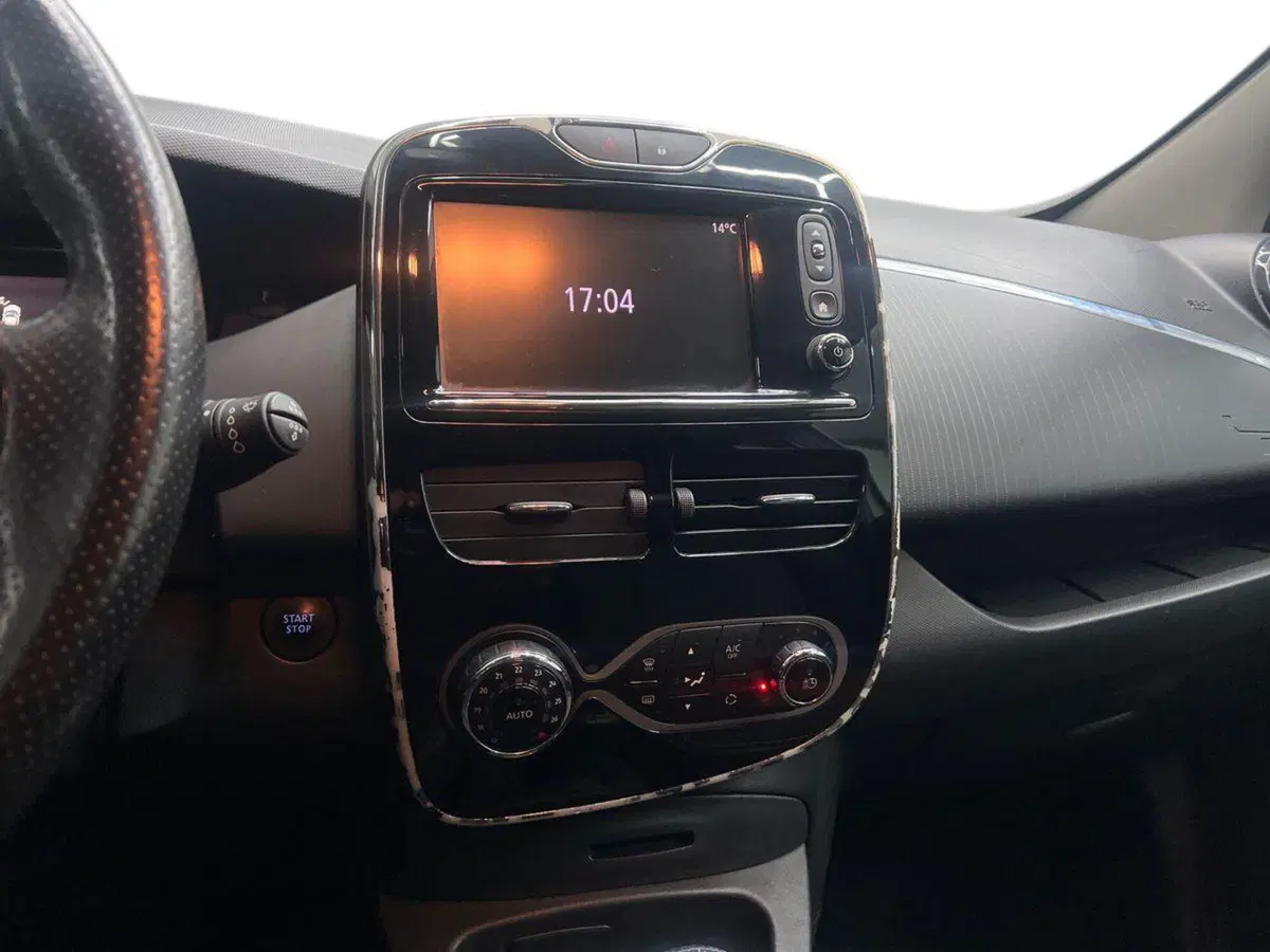 Renault Zoe usata a Roma (14)