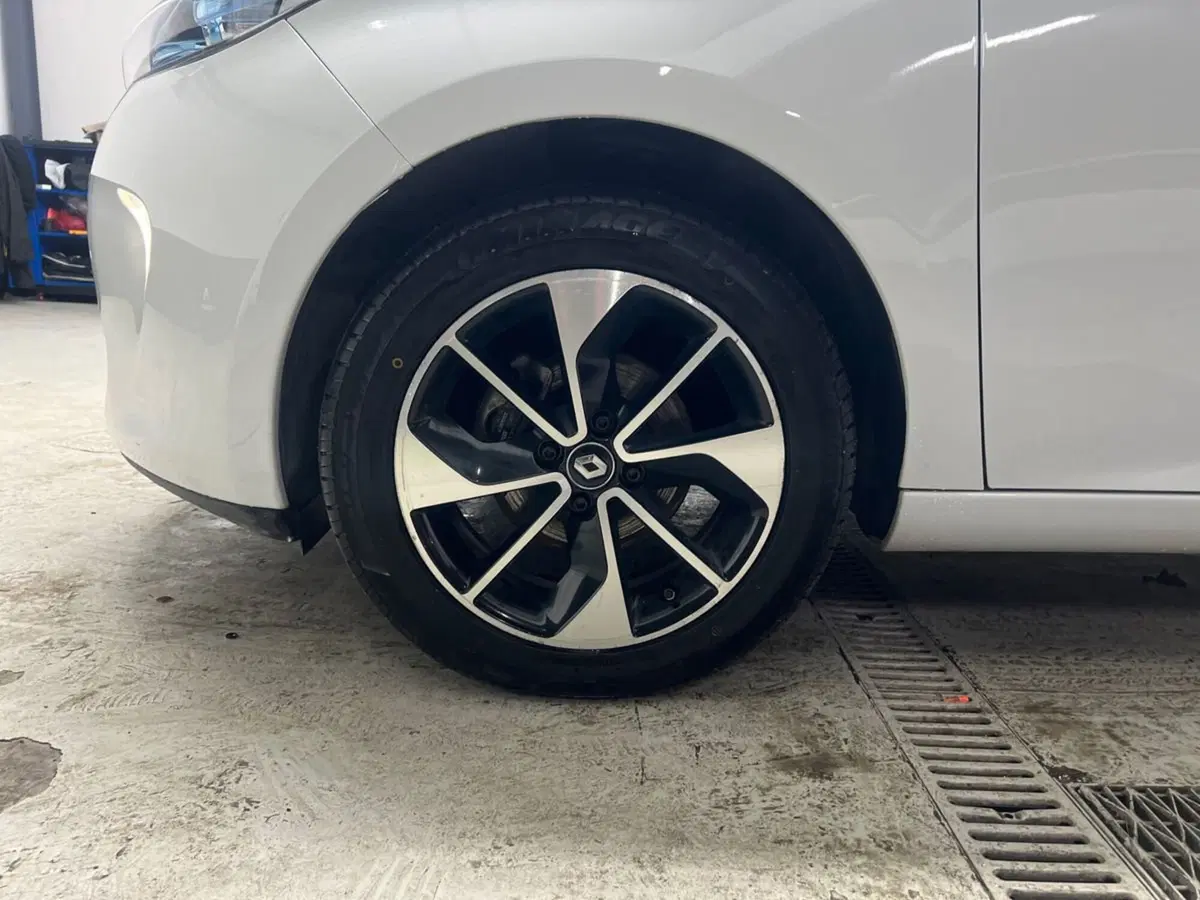 Renault Zoe usata a Roma (16)