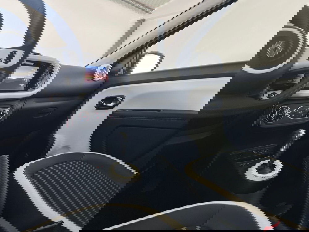 Renault Twingo usata a Roma (13)