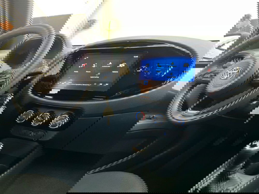 Toyota Aygo X nuova a Roma (10)