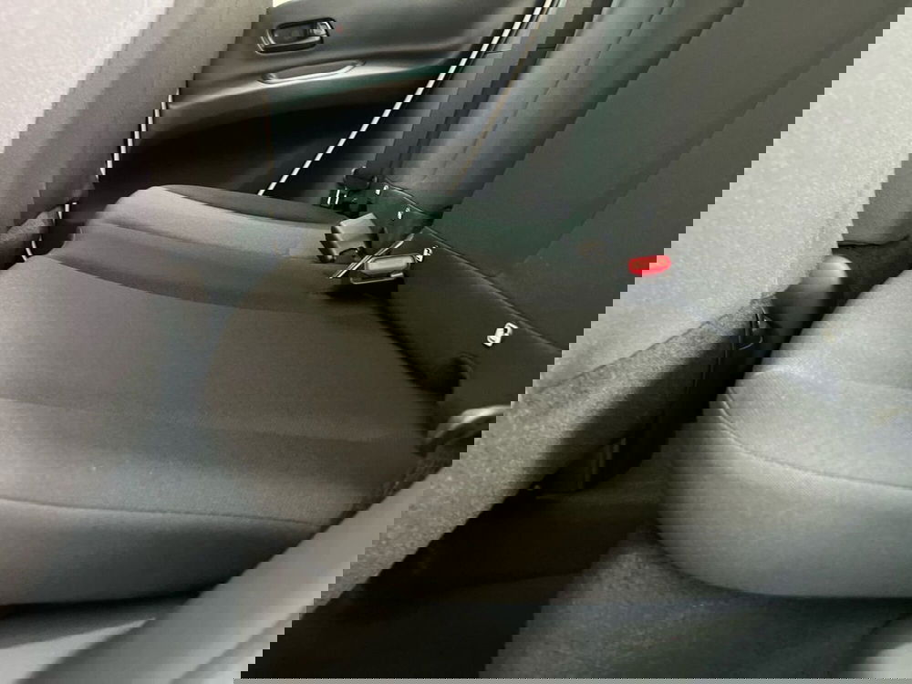 Toyota Aygo X nuova a Roma (14)