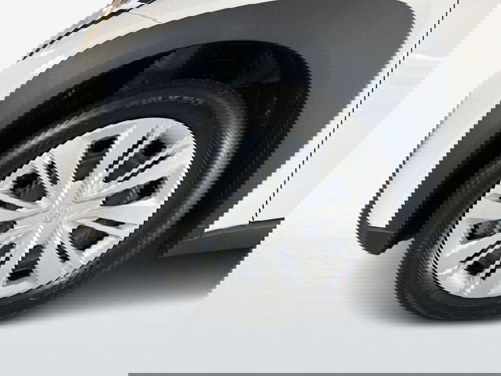 Toyota Aygo X nuova a Roma (5)