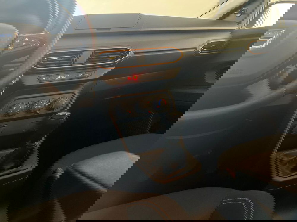 Dacia Sandero Stepway usata a Roma (13)