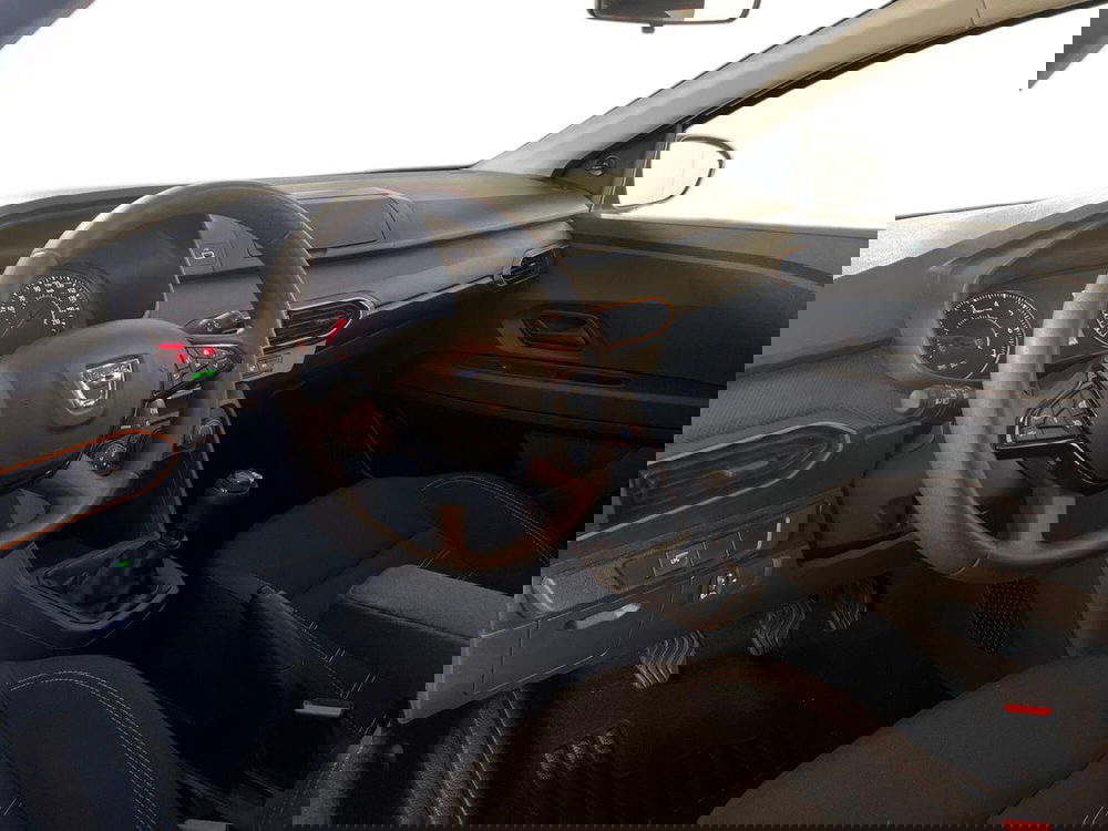 Dacia Sandero Stepway usata a Roma (9)