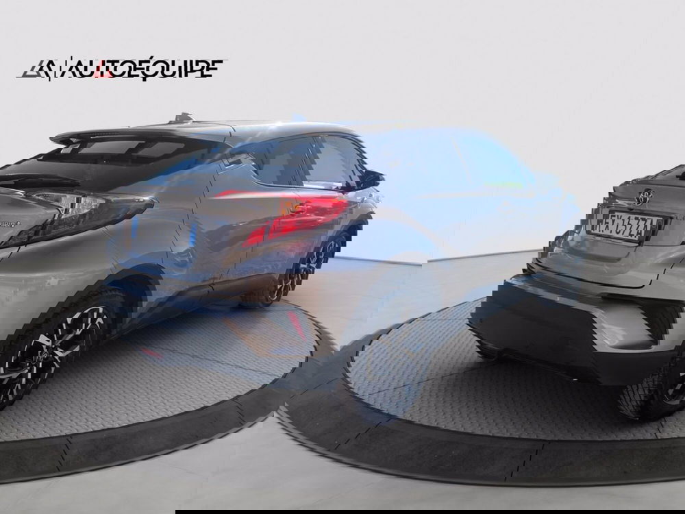 Toyota Toyota C-HR usata a Roma (5)