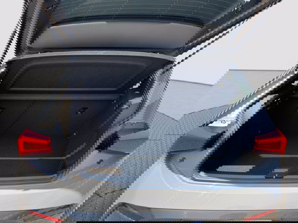 Cupra Born usata a Roma (16)