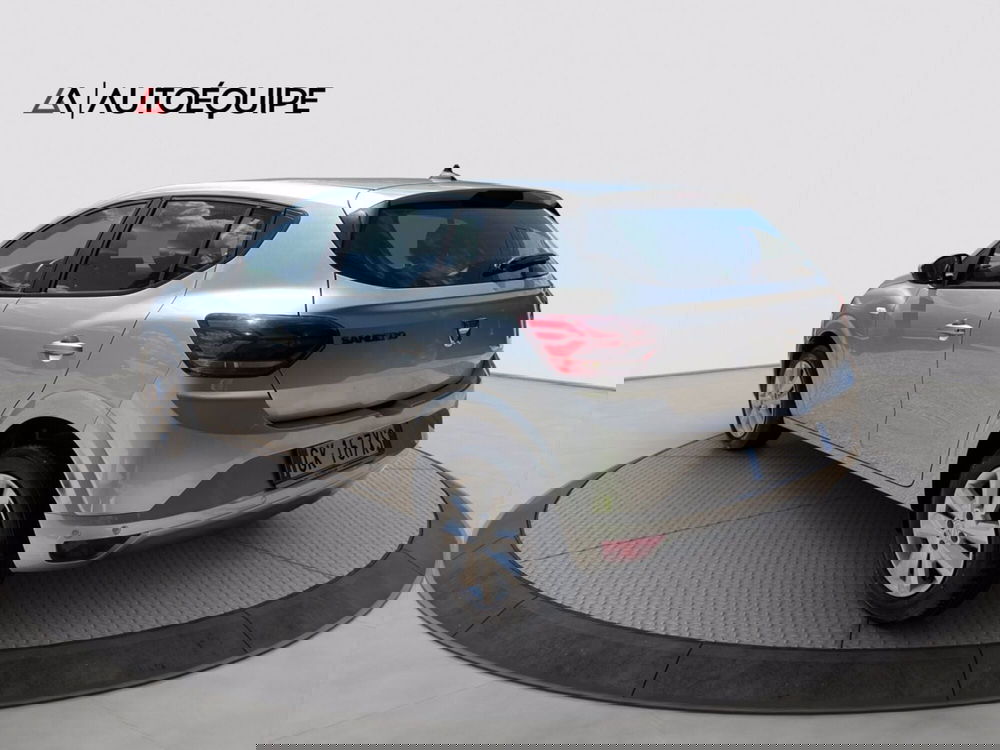 Dacia Sandero usata a Roma (4)