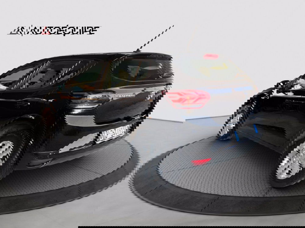 Dacia Sandero usata a Roma (4)