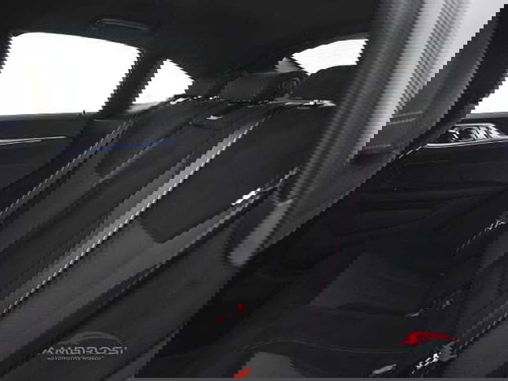 BMW i4 usata a Viterbo (10)