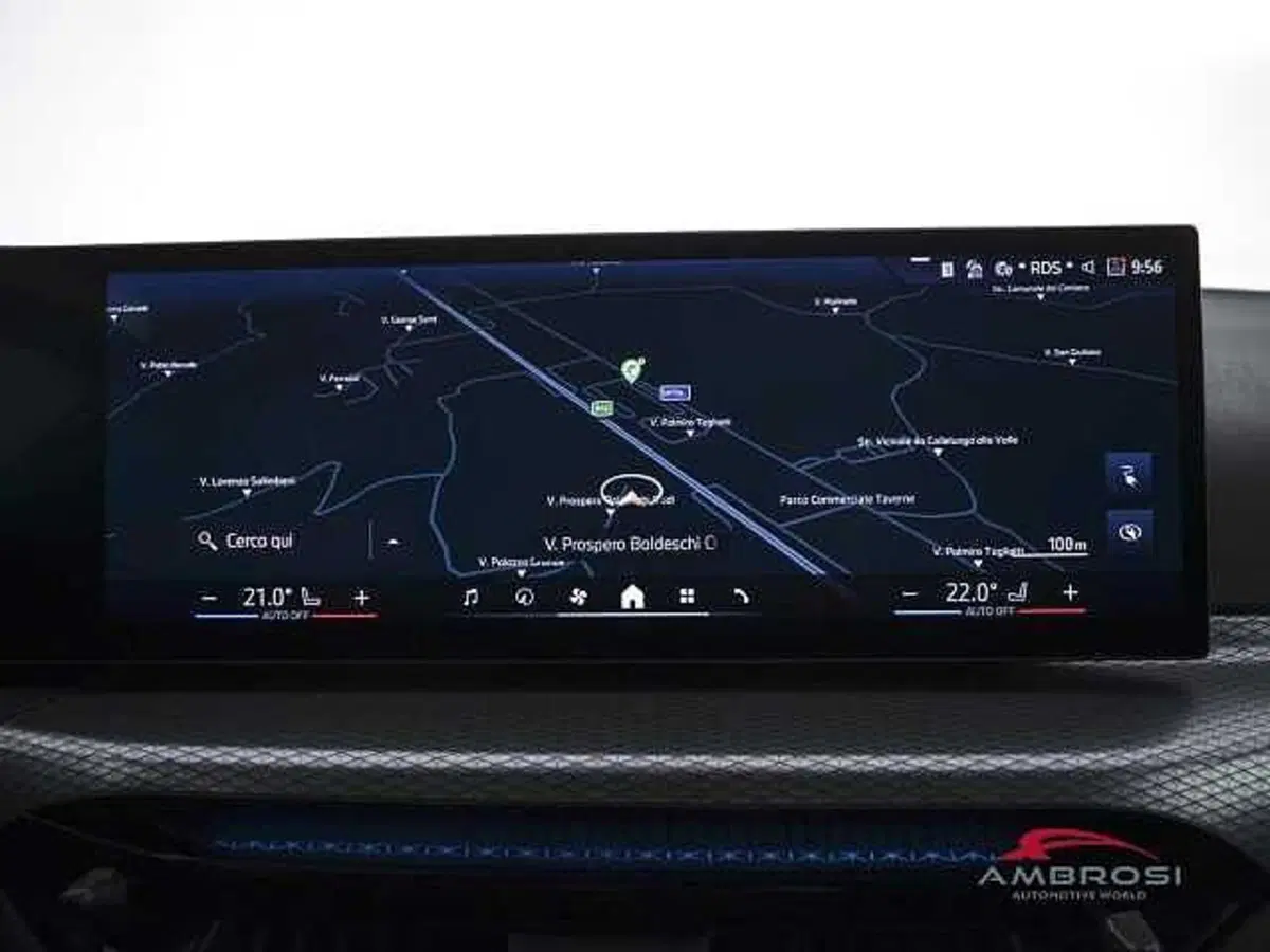 BMW i4 usata a Viterbo (14)