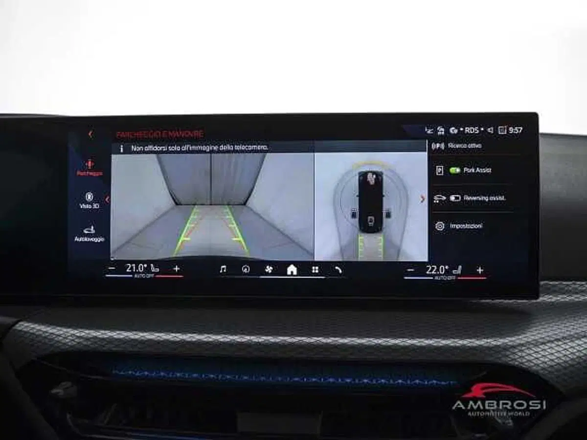 BMW i4 usata a Viterbo (18)