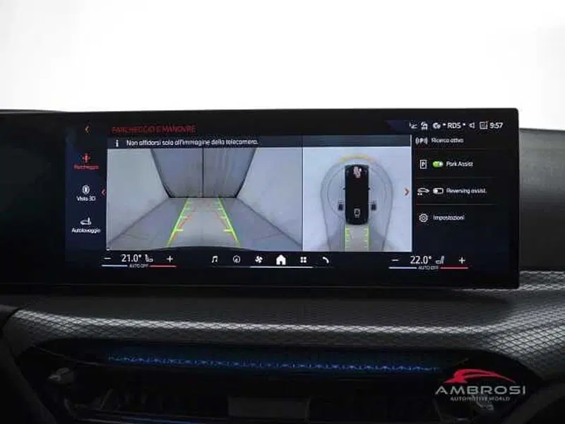 BMW i4 usata a Viterbo (18)