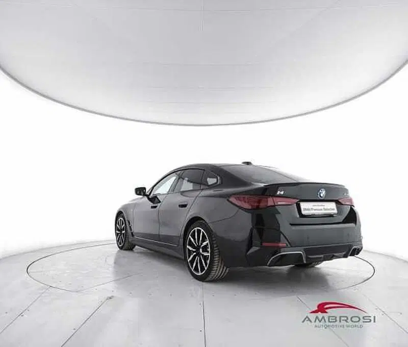 BMW i4 usata a Viterbo (4)