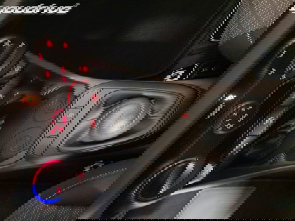 Kia Picanto nuova a Napoli (15)