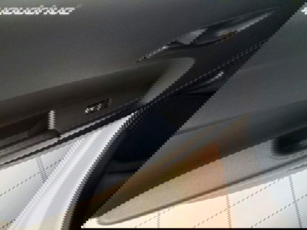 Kia Picanto nuova a Napoli (18)