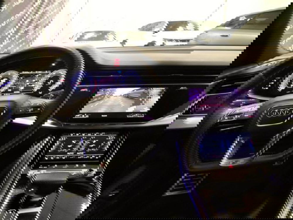 Audi Q8 usata a Messina (18)