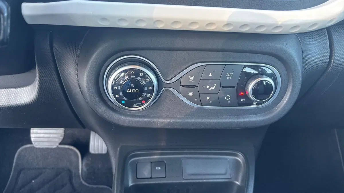 Renault Twingo usata a Padova (16)