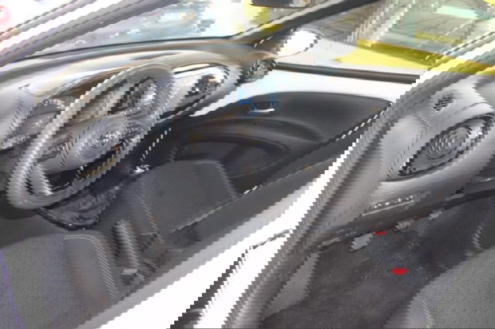 Toyota Aygo X nuova a Roma (12)