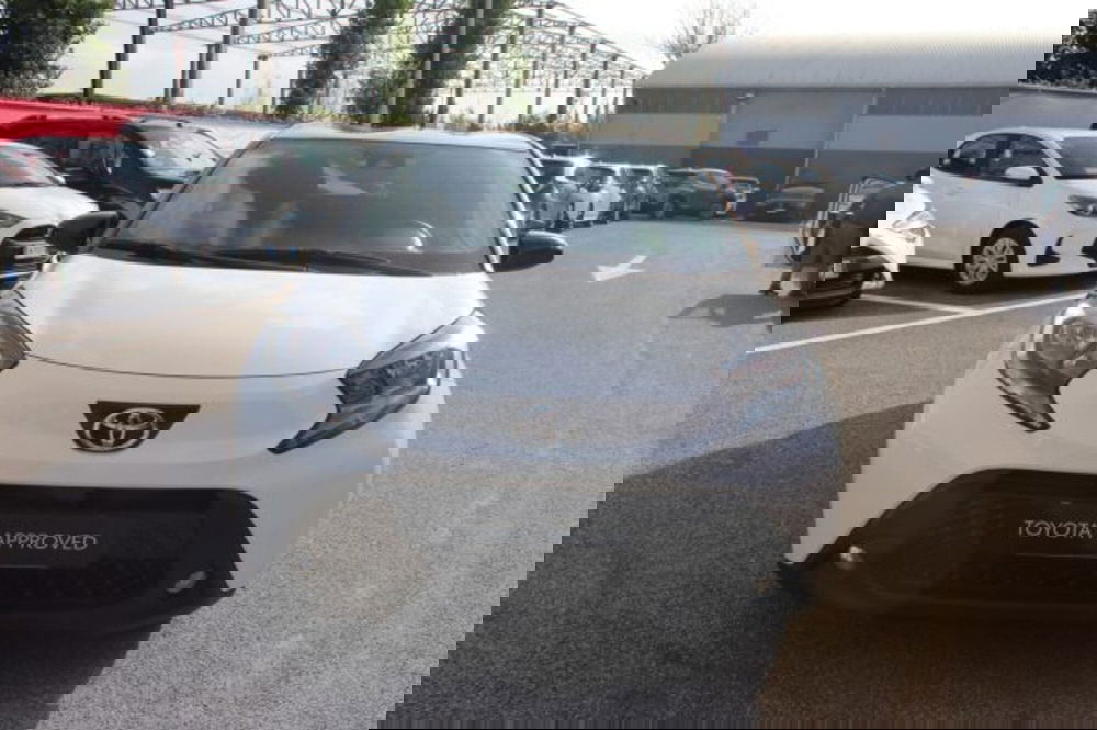 Toyota Aygo X nuova a Roma (5)