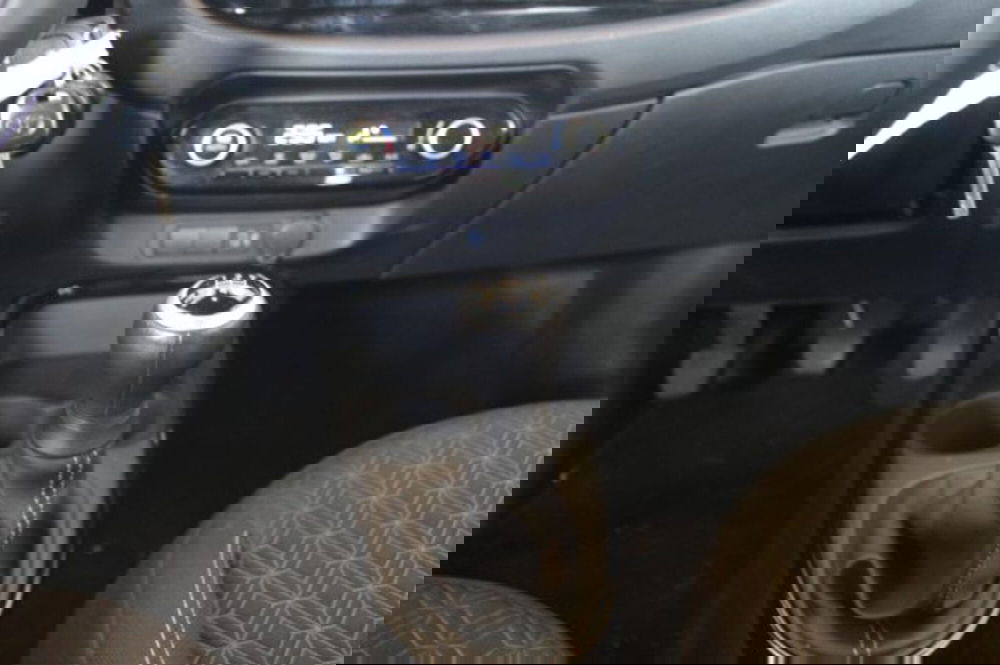 Toyota Aygo X nuova a Roma (16)