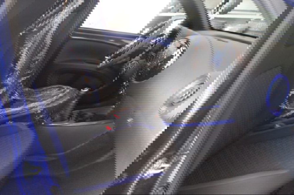 Toyota Aygo X nuova a Roma (7)