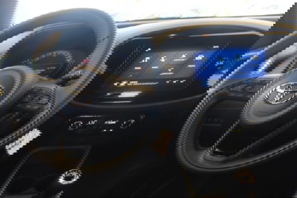 Toyota Aygo X nuova a Roma (11)