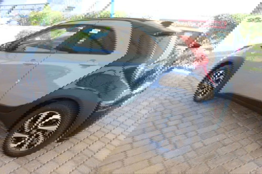 Toyota Aygo X nuova a Roma (18)