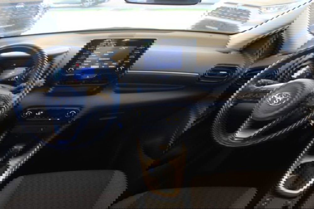 Toyota Yaris Cross nuova a Roma (9)