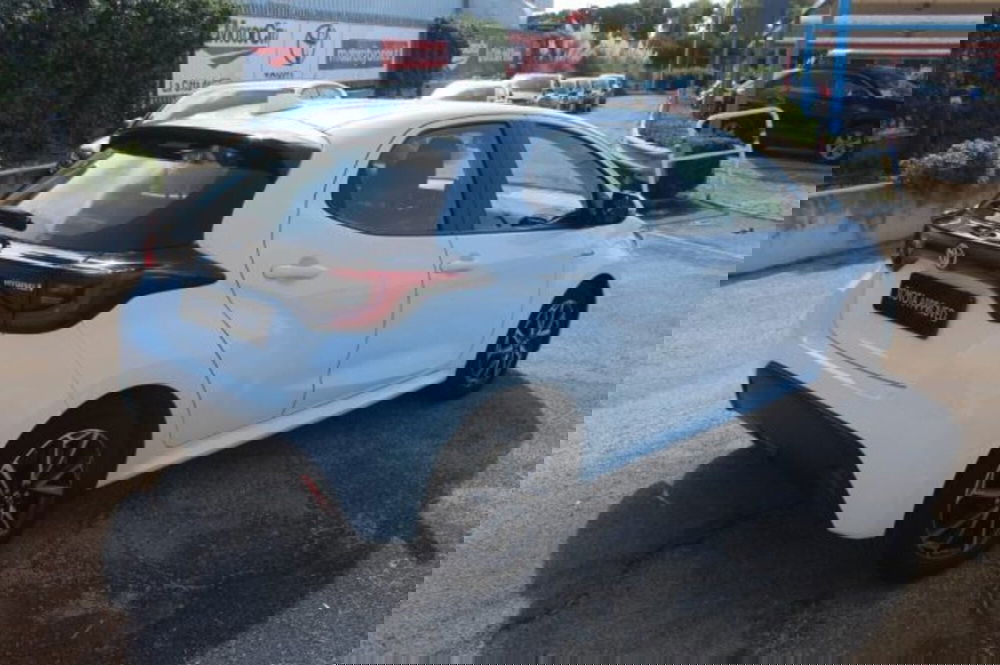 Toyota Yaris Cross nuova a Roma (14)