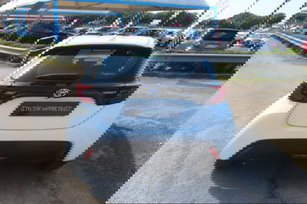 Toyota Yaris Cross nuova a Roma (4)