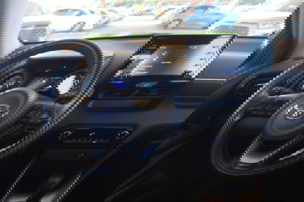 Toyota Yaris Cross nuova a Roma (10)