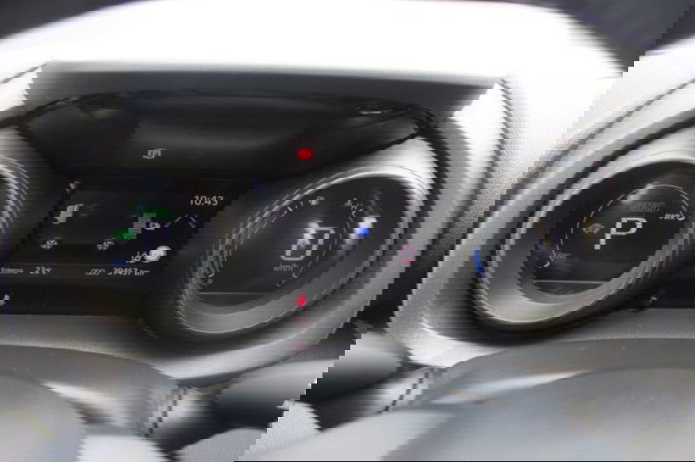 Toyota Yaris Cross nuova a Roma (13)