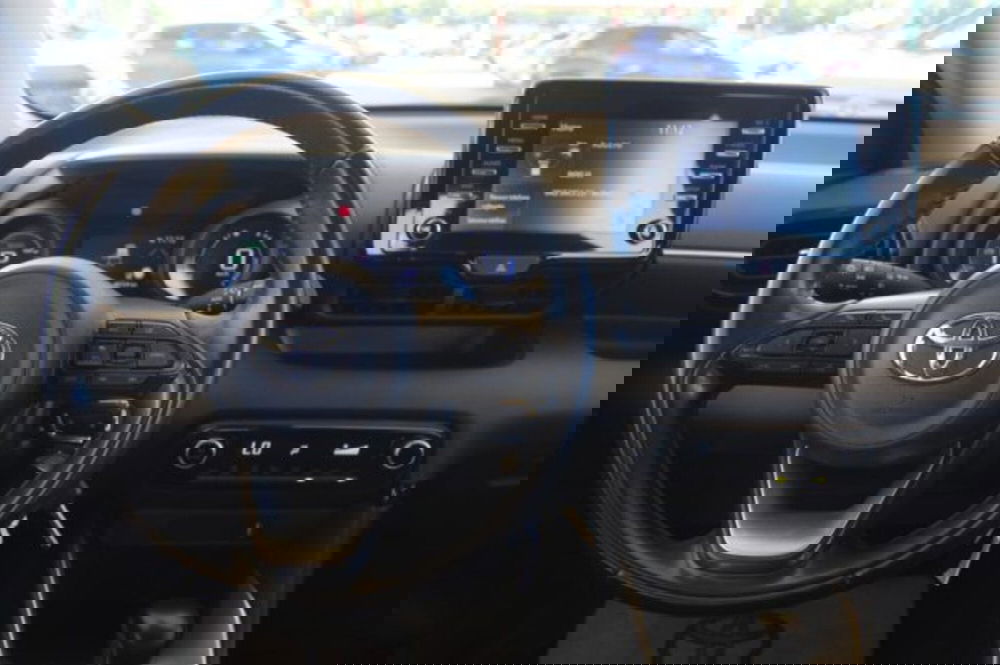 Toyota Yaris Cross nuova a Roma (10)