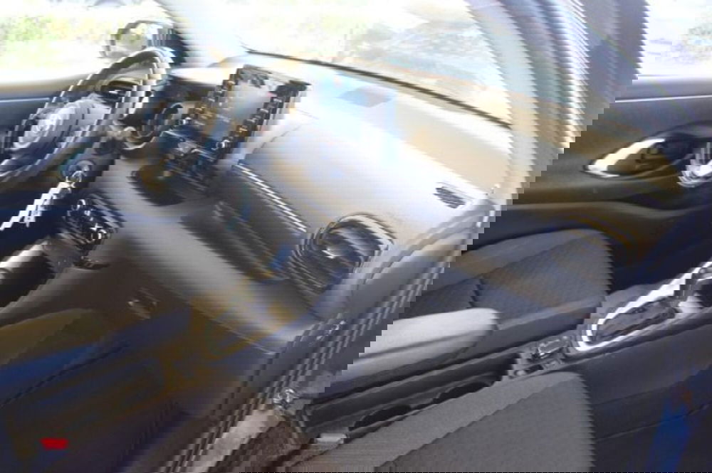 Toyota Yaris Cross nuova a Roma (6)